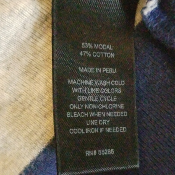 Express 3/4 Sleeve Top - Picture 5 of 5